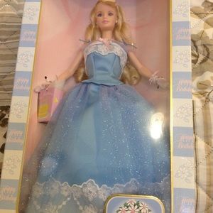 NWOT Birthday Wishes Barbie 2000 collection